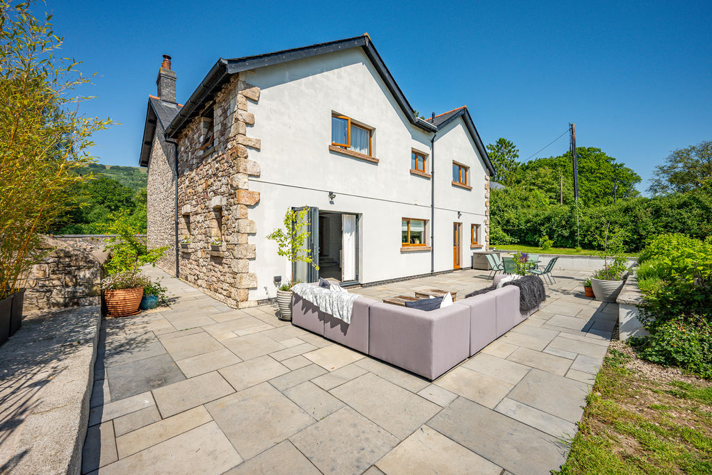 Rear Elevation and Patio- click for photo gallery